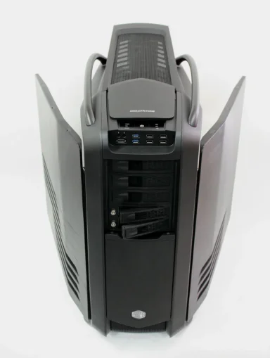 coolermastercosmosii-big.webp