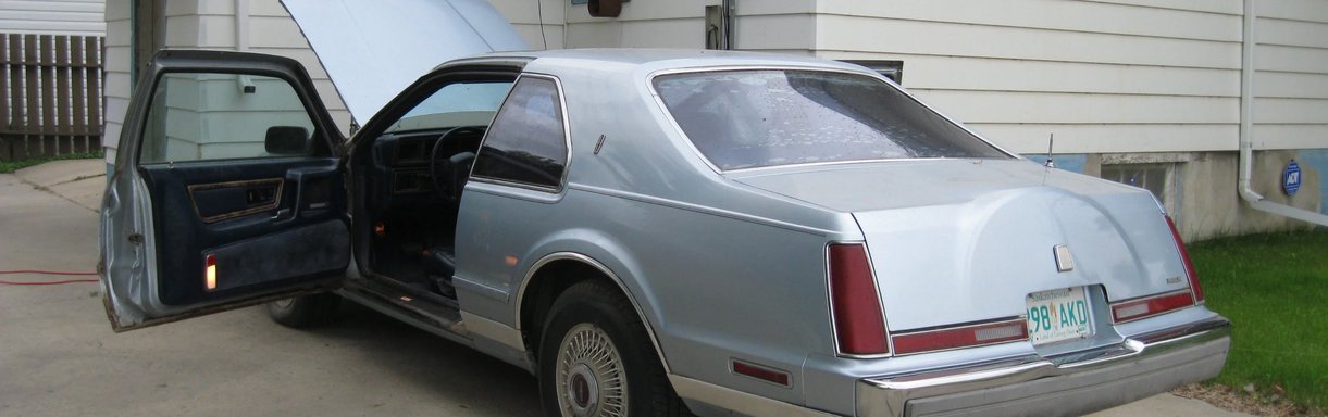 1985 ford lincoln mark 7.webp