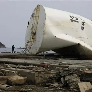 ap_japan_earthquake_ocean_fishing_devestation_30mar11_480.jpg